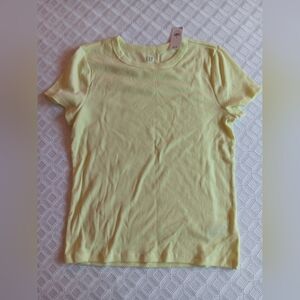 GAP Yellow Short Sleeve Tee